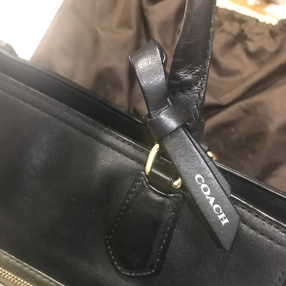 Coach- Peyton Style Purse